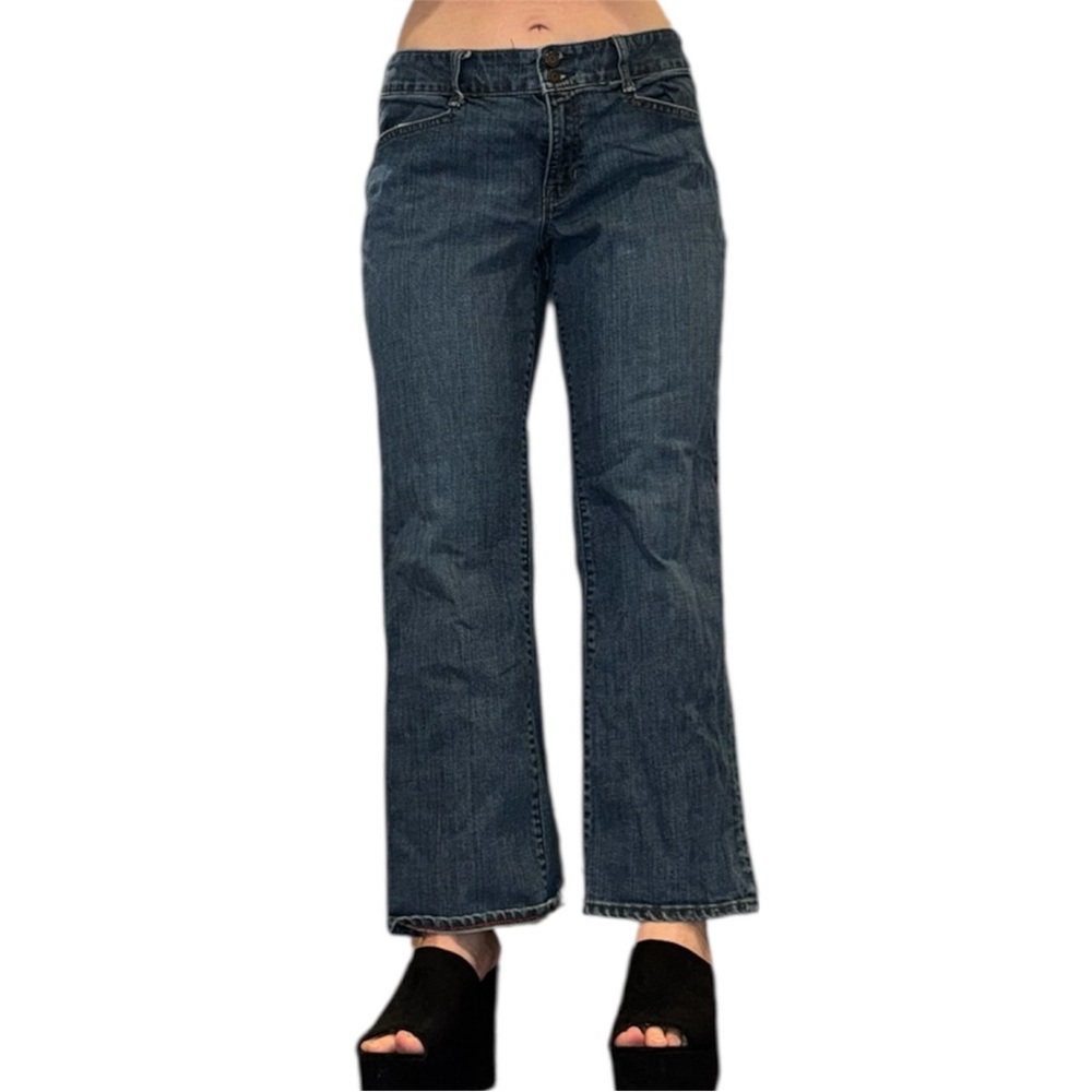 Curvy Stretch High-Rise Straight-Leg GAP Jeans - Picture 2 of 10